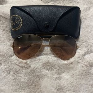 Ray-Ban Aviator Sunglasses